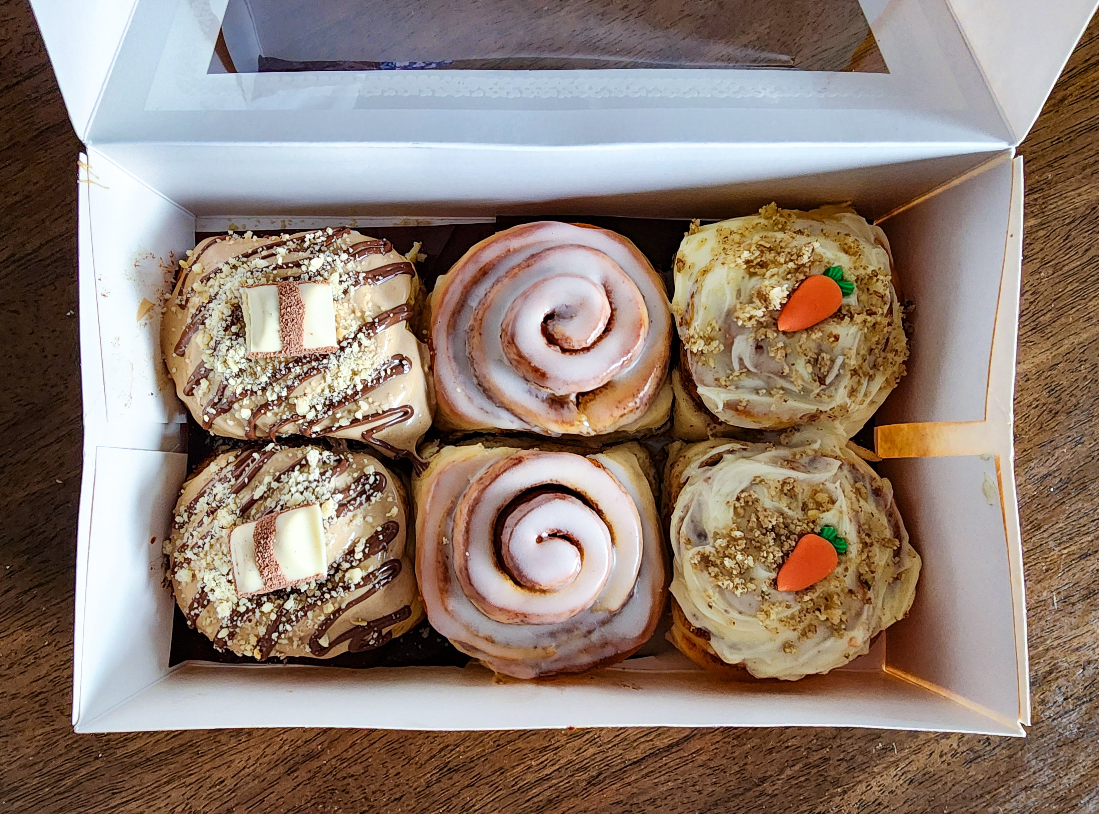 Classic 6 pack - Double Bueno Double Carrot Cake